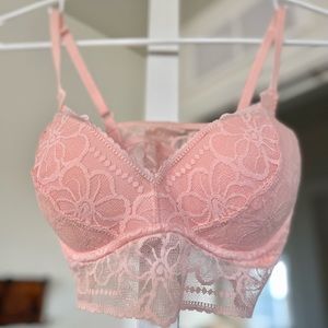 NWOT PINK Victoria’s Secret blush pink lace padded bra adjustable straps, S.